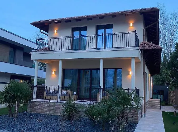 Dv Premium Apartment